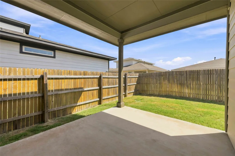 453 Agave Azul Way Leander, TX 78641