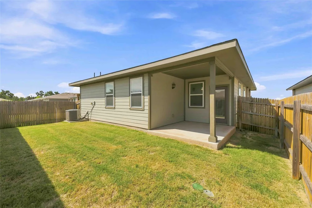 453 Agave Azul Way Leander, TX 78641