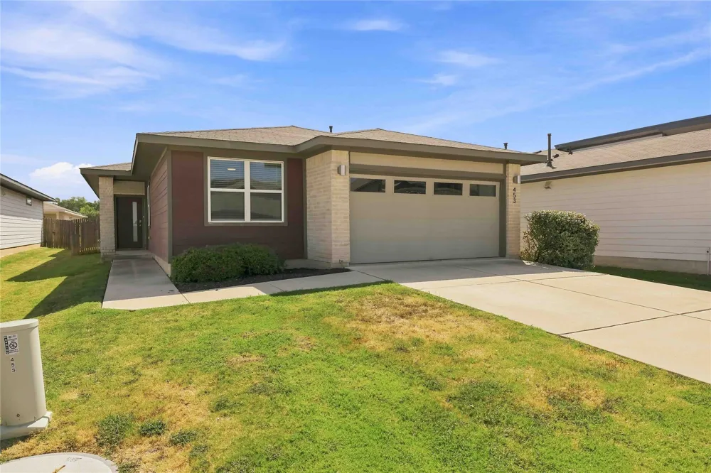 453 Agave Azul Way Leander, TX 78641