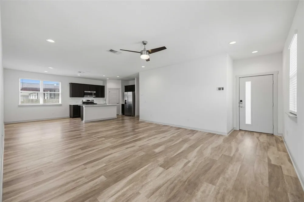 453 Agave Azul Way Leander, TX 78641