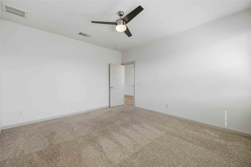 453 Agave Azul Way Leander, TX 78641