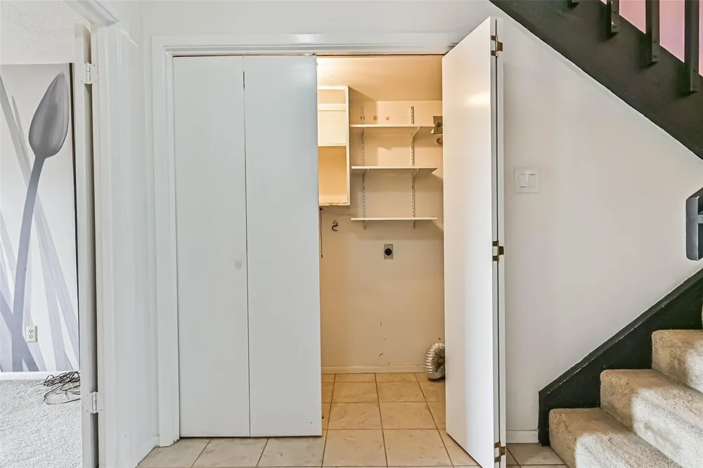 2104 Crows Nest Drive League City, TX 77573
