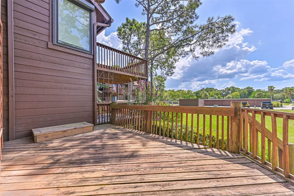 2104 Crows Nest Drive League City, TX 77573
