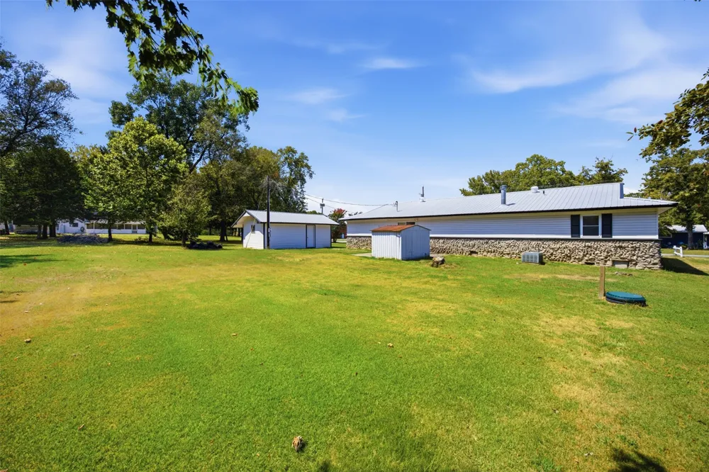 421364 E 1164 ROAD Eufaula, OK 74432