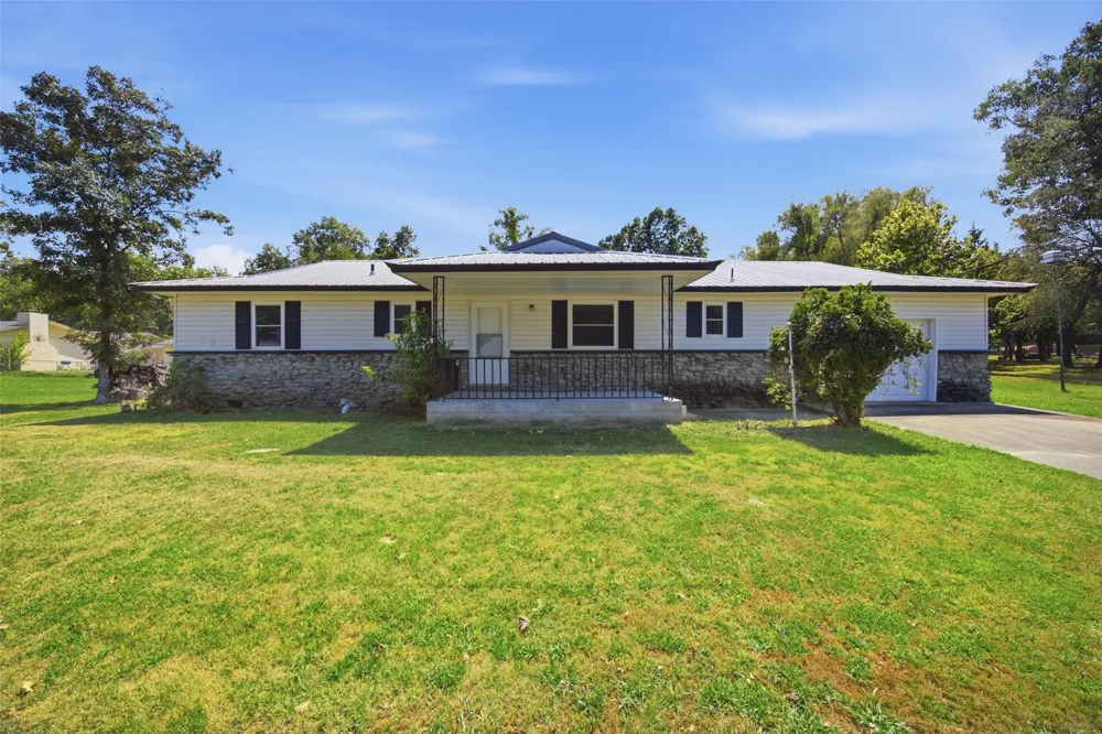 421364 E 1164 ROAD Eufaula, OK 74432