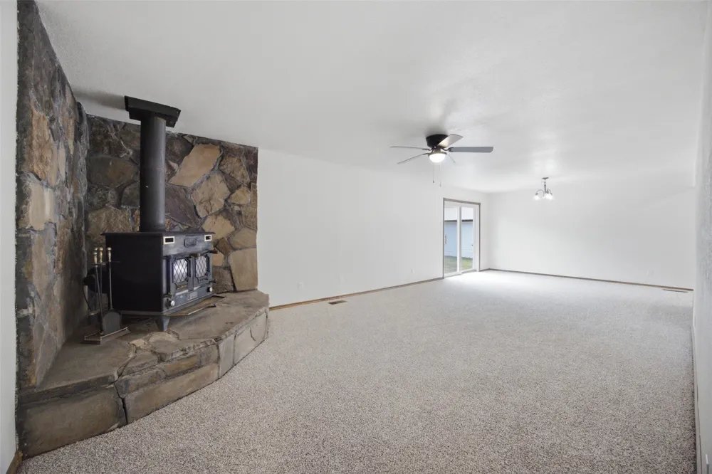 421364 E 1164 ROAD Eufaula, OK 74432