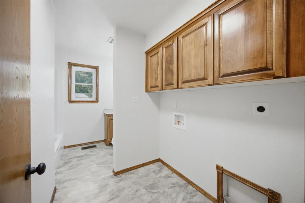 421364 E 1164 ROAD Eufaula, OK 74432