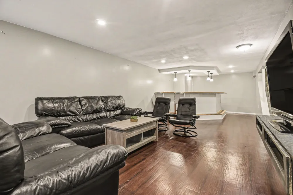 303 Anderson Drive Wayland City, MI 49348