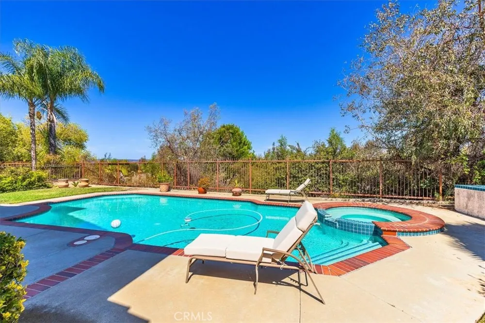 31562 Paseo Goleta Temecula, CA 92592
