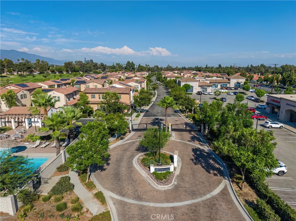 1618 Mickelson Court Upland, CA 91784