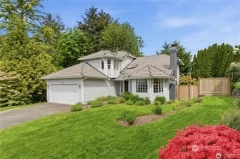 209 Casey Court Steilacoom, WA 98388