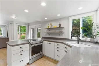 209 Casey Court Steilacoom, WA 98388