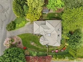 209 Casey Court Steilacoom, WA 98388