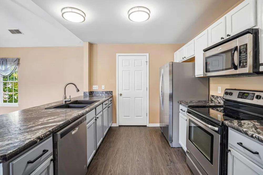 3361 Kneeland Circle Howell, MI 48843