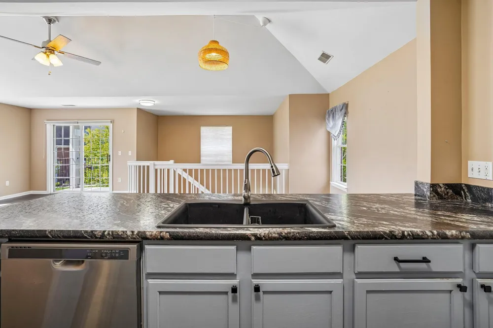 3361 Kneeland Circle Howell, MI 48843