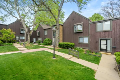 150 CARBERRY HILL COURT #D