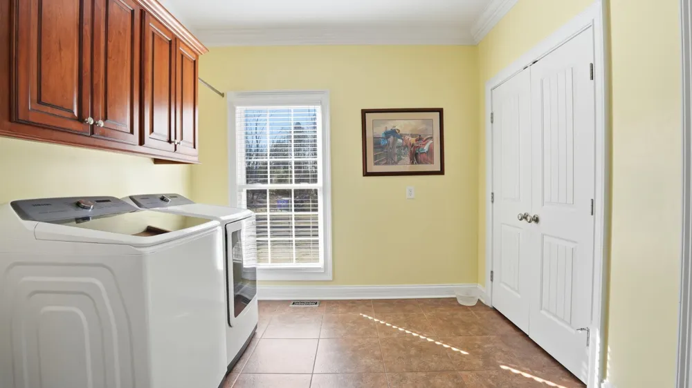 135 Vols Ln Estill Springs, TN 37330