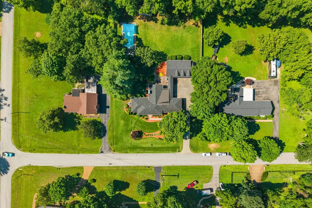 1206 Holly Hill Dr Franklin, TN 37064