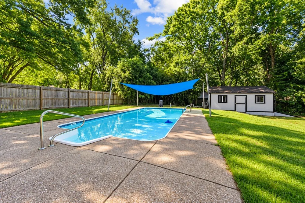 1206 Holly Hill Dr Franklin, TN 37064