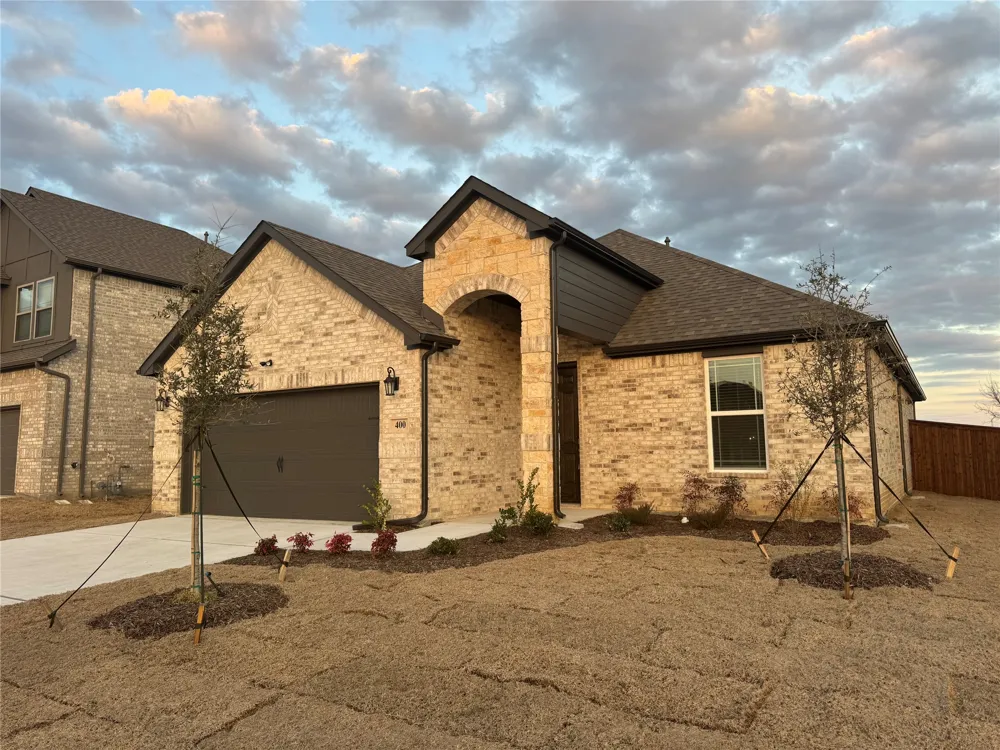 400 Stone Hollow Drive Ferris, TX 75125