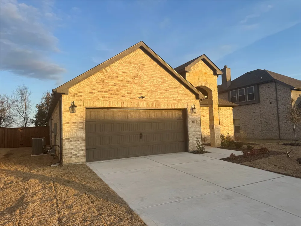 400 Stone Hollow Drive Ferris, TX 75125