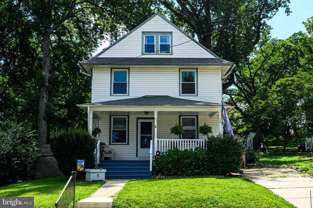 5 WHITEMARSH AVENUE Glenside, PA 19038