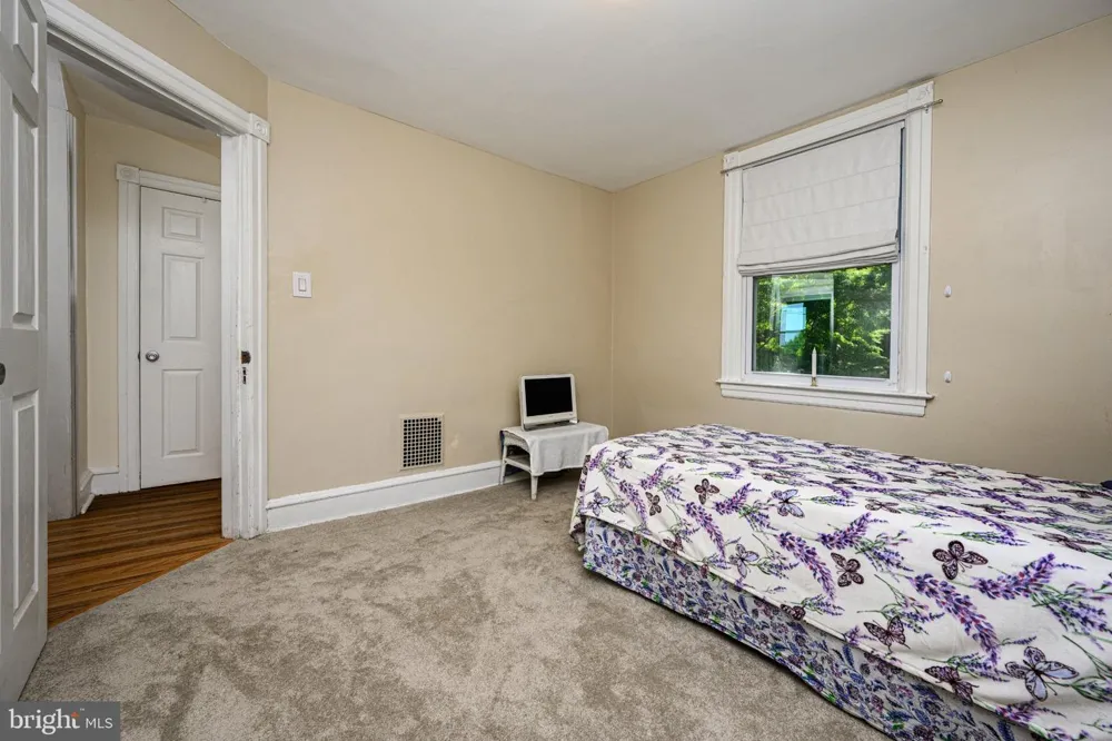 5 WHITEMARSH AVENUE Glenside, PA 19038