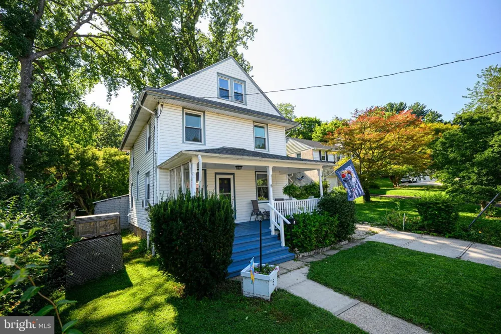 5 WHITEMARSH AVENUE Glenside, PA 19038