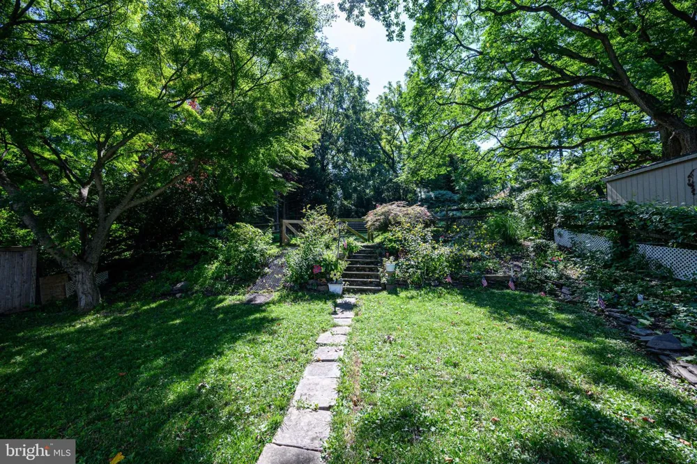 5 WHITEMARSH AVENUE Glenside, PA 19038