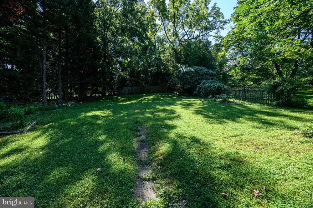 5 WHITEMARSH AVENUE Glenside, PA 19038