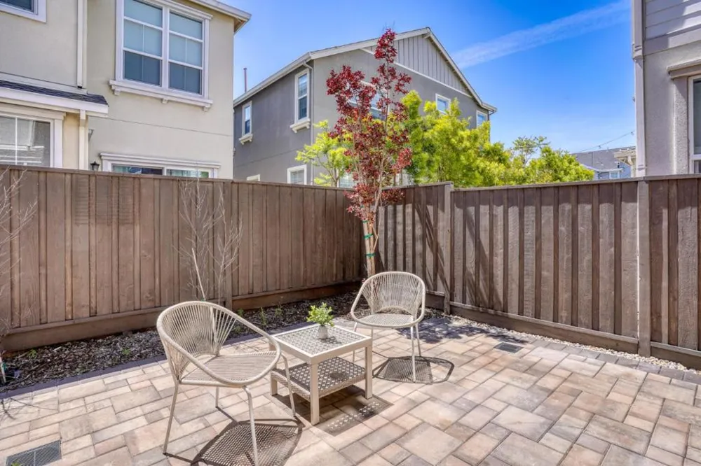 8576 Tailwind Avenue Newark, CA 94560