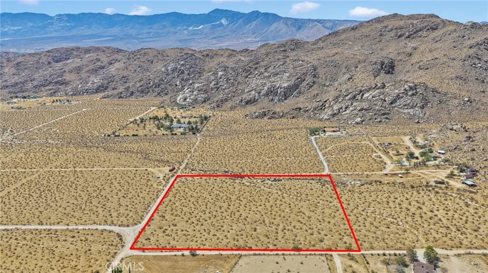 14 Center Street Lucerne Valley, CA 92356