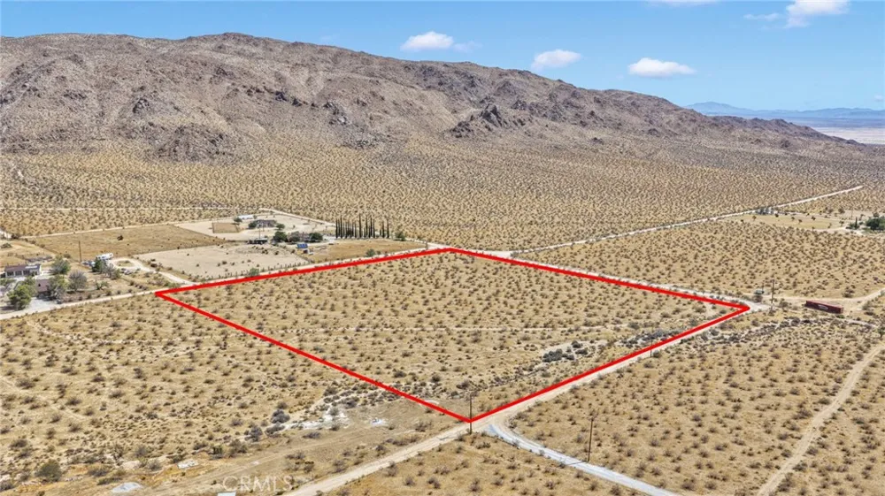 14 Center Street Lucerne Valley, CA 92356