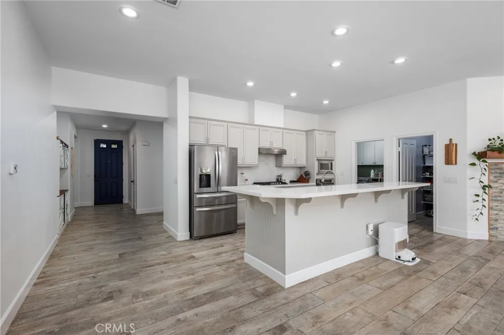 2547 Logan Santa Maria, CA 93455