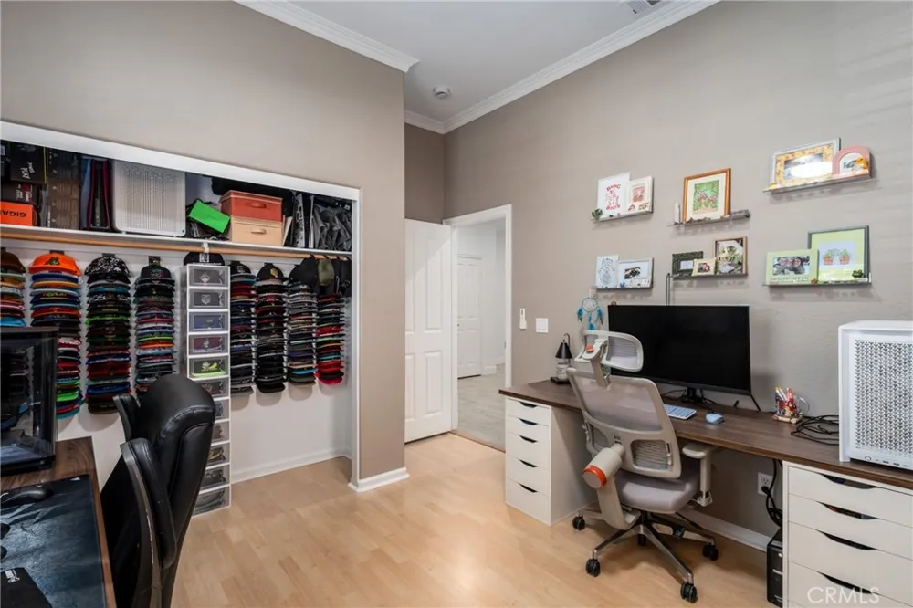 2547 Logan Santa Maria, CA 93455