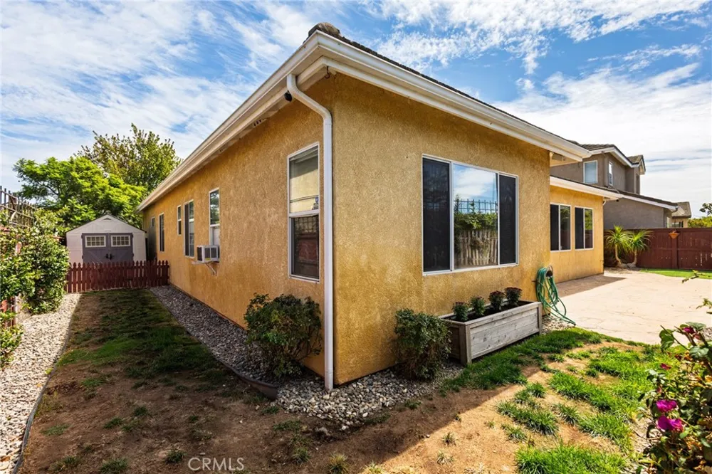 2547 Logan Santa Maria, CA 93455
