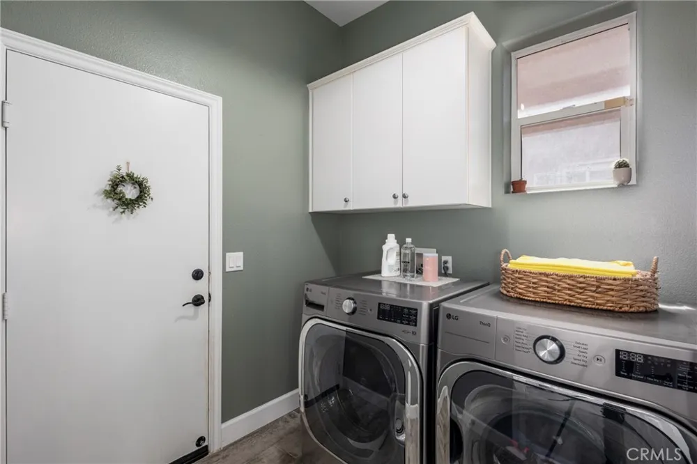 2547 Logan Santa Maria, CA 93455