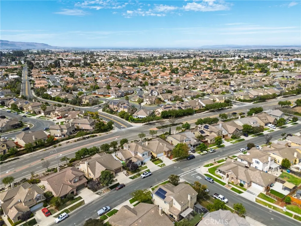 2547 Logan Santa Maria, CA 93455