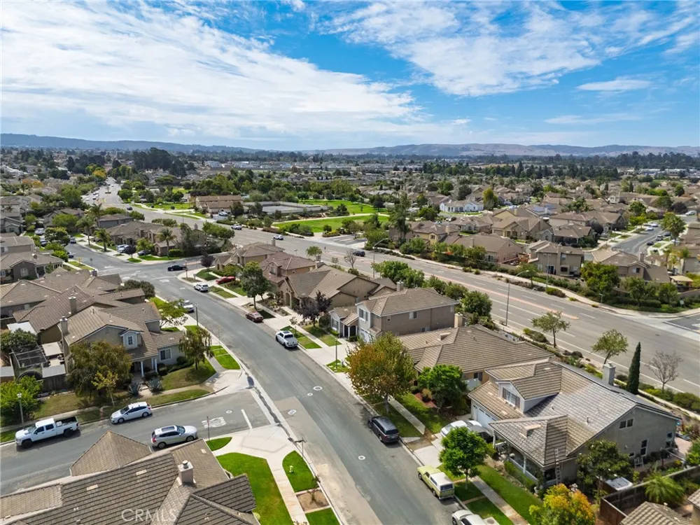 2547 Logan Santa Maria, CA 93455