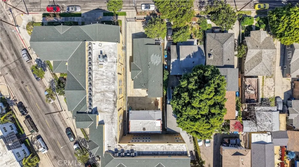 3538 London Los Angeles, CA 90026