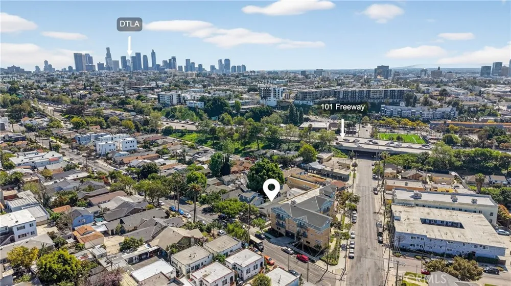 3538 London Los Angeles, CA 90026