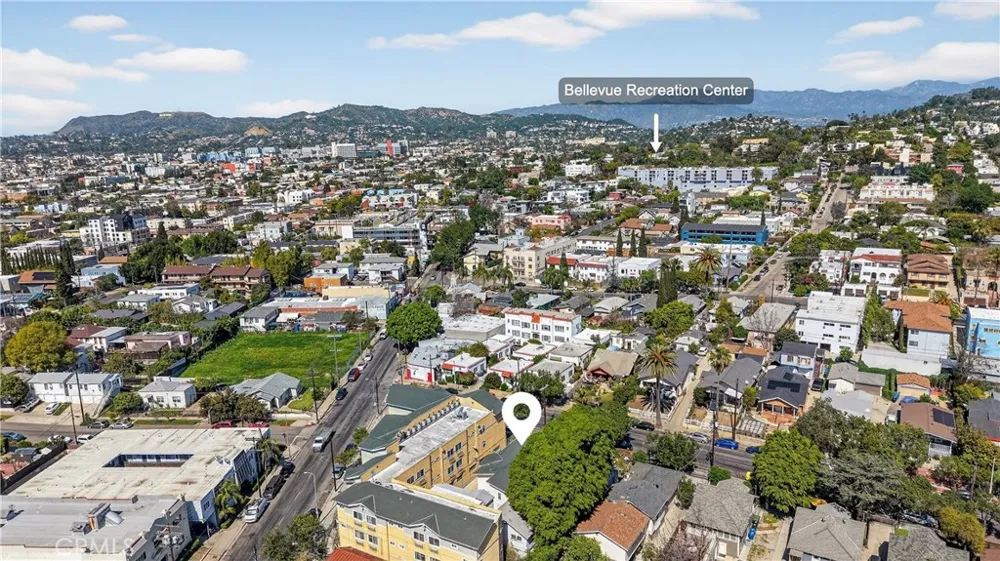 3538 London Los Angeles, CA 90026