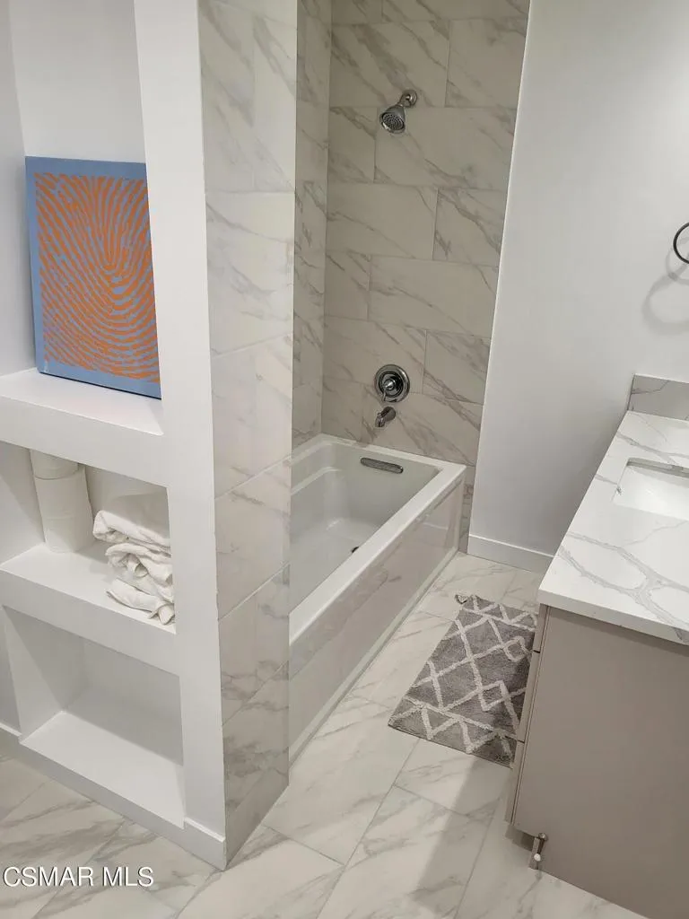 21794 Ybarra Road Woodland Hills, CA 91364