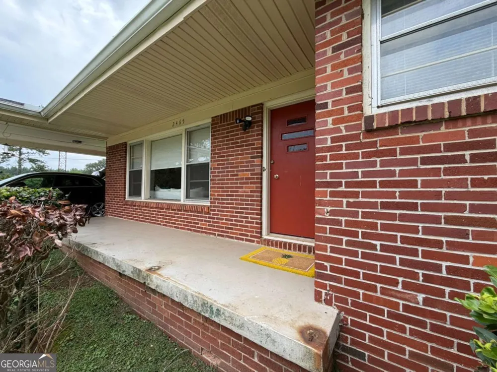 2465 Miriam LN Decatur, GA 30032