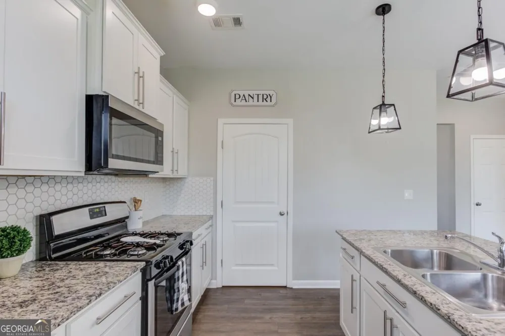 5453 Barberry AVE Oakwood, GA 30566