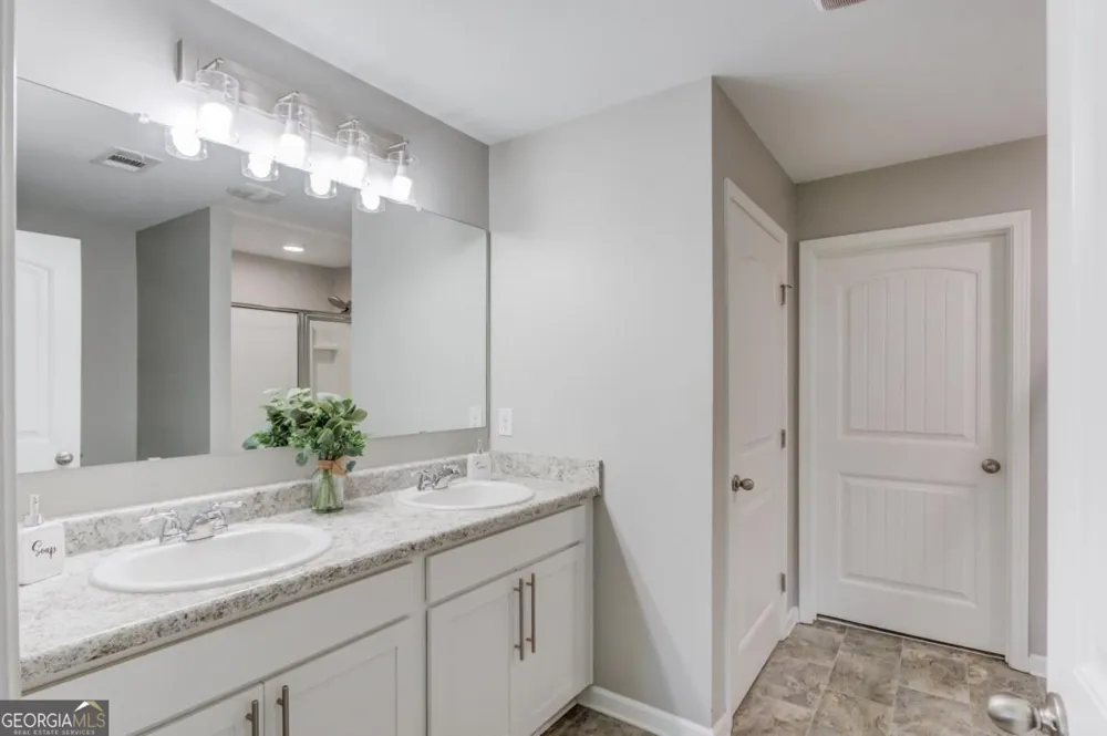 5453 Barberry AVE Oakwood, GA 30566