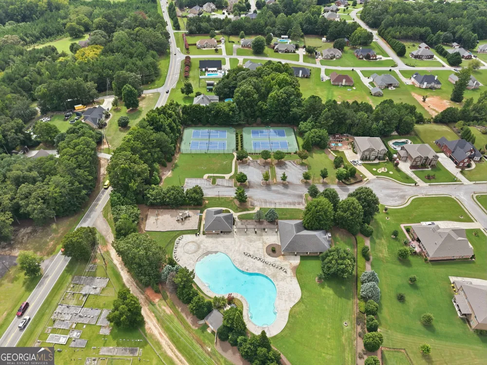 2801 Karras CV Hampton, GA 30228