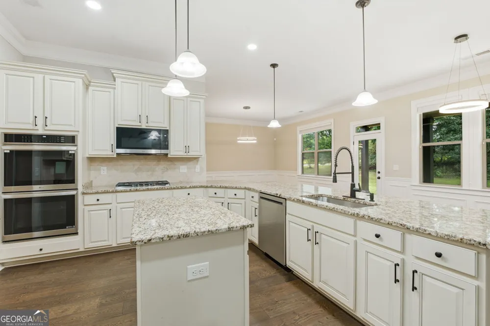 2801 Karras CV Hampton, GA 30228