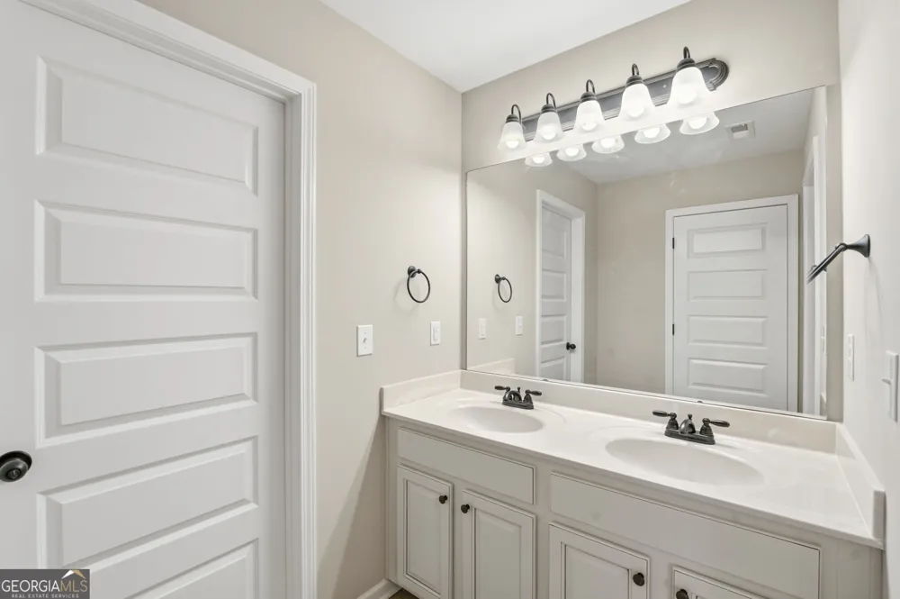 2801 Karras CV Hampton, GA 30228