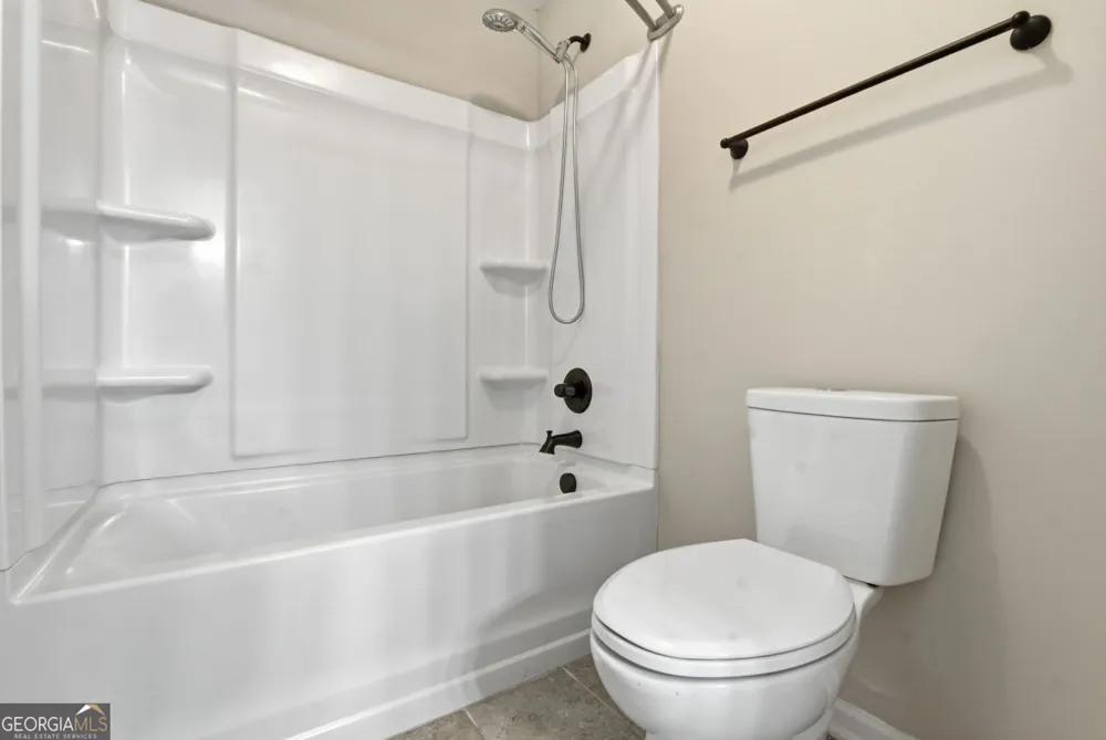 2801 Karras CV Hampton, GA 30228